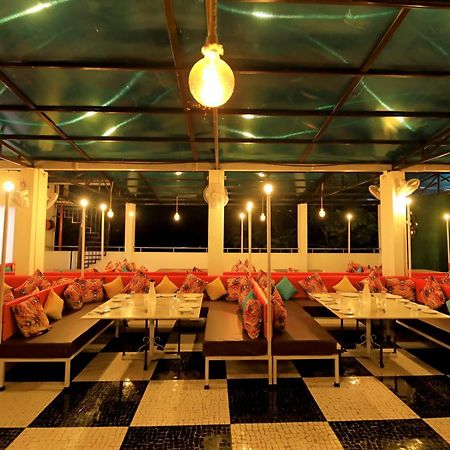 אודייפור Dasmaya Resort מראה חיצוני תמונה